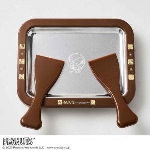 スヌーピーデザインのロールアイスメーカー
